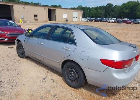 2005 Honda Accord 2.4 Lx z USA, uszkodzony, nr VIN 1HGCM56475A080358